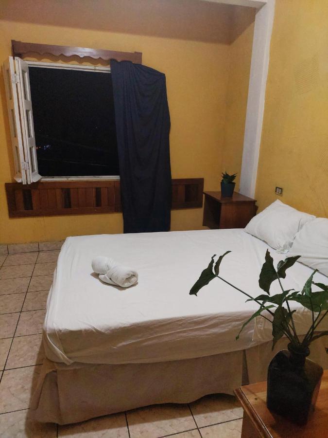 Natz Hotel Флорес Екстериор снимка